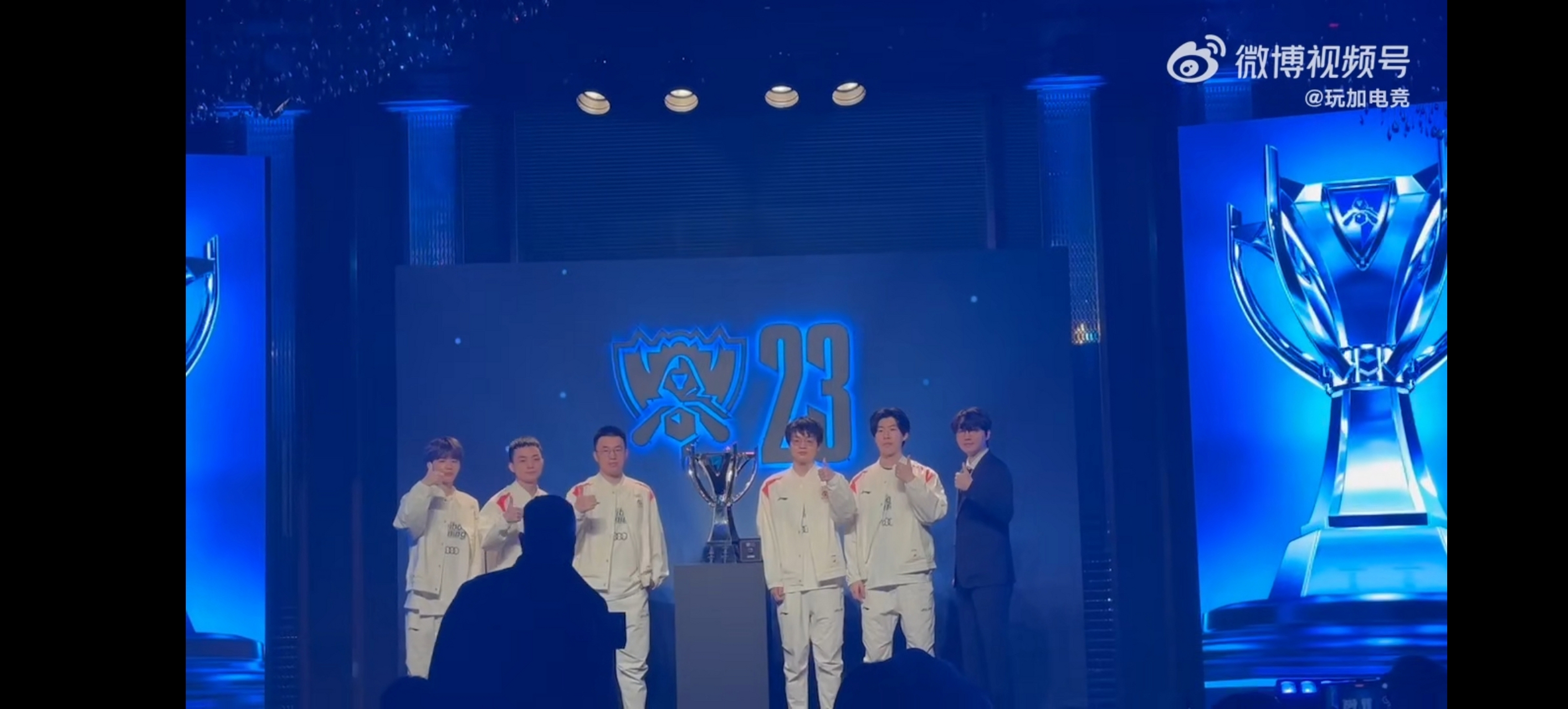 关于世界赛舞台，S赛代表国家出征荣耀的信息