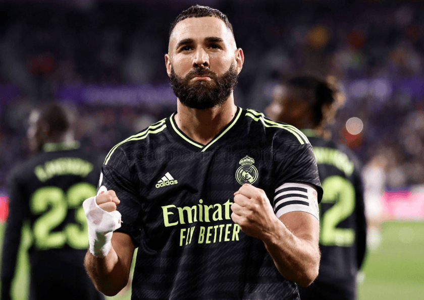 包含里昂鏖战奥地利，本泽马惊艳四座的词条