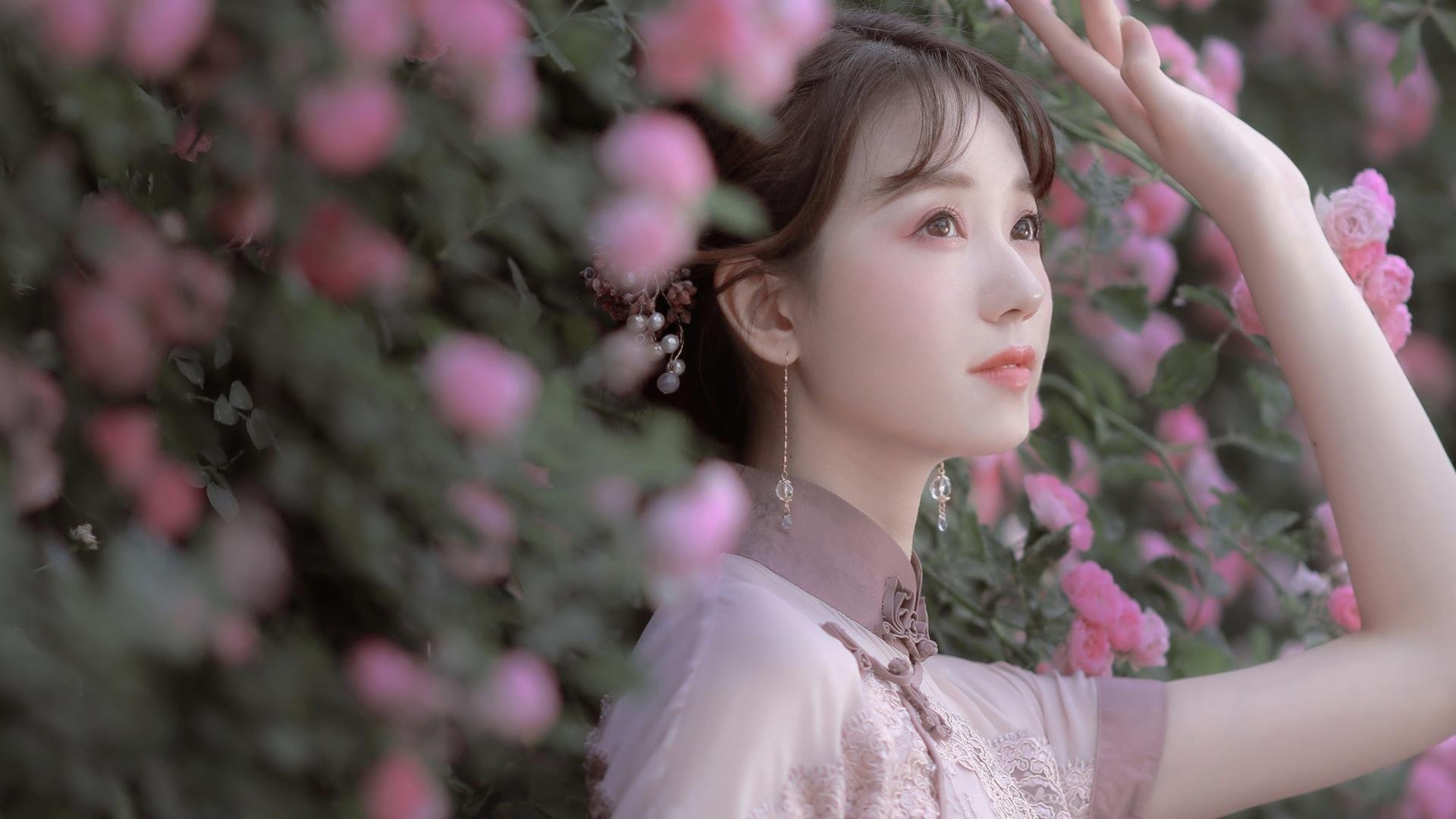 铁壁上的探戈，墨西哥无名后卫如何让亿元锋霸消失的90分钟