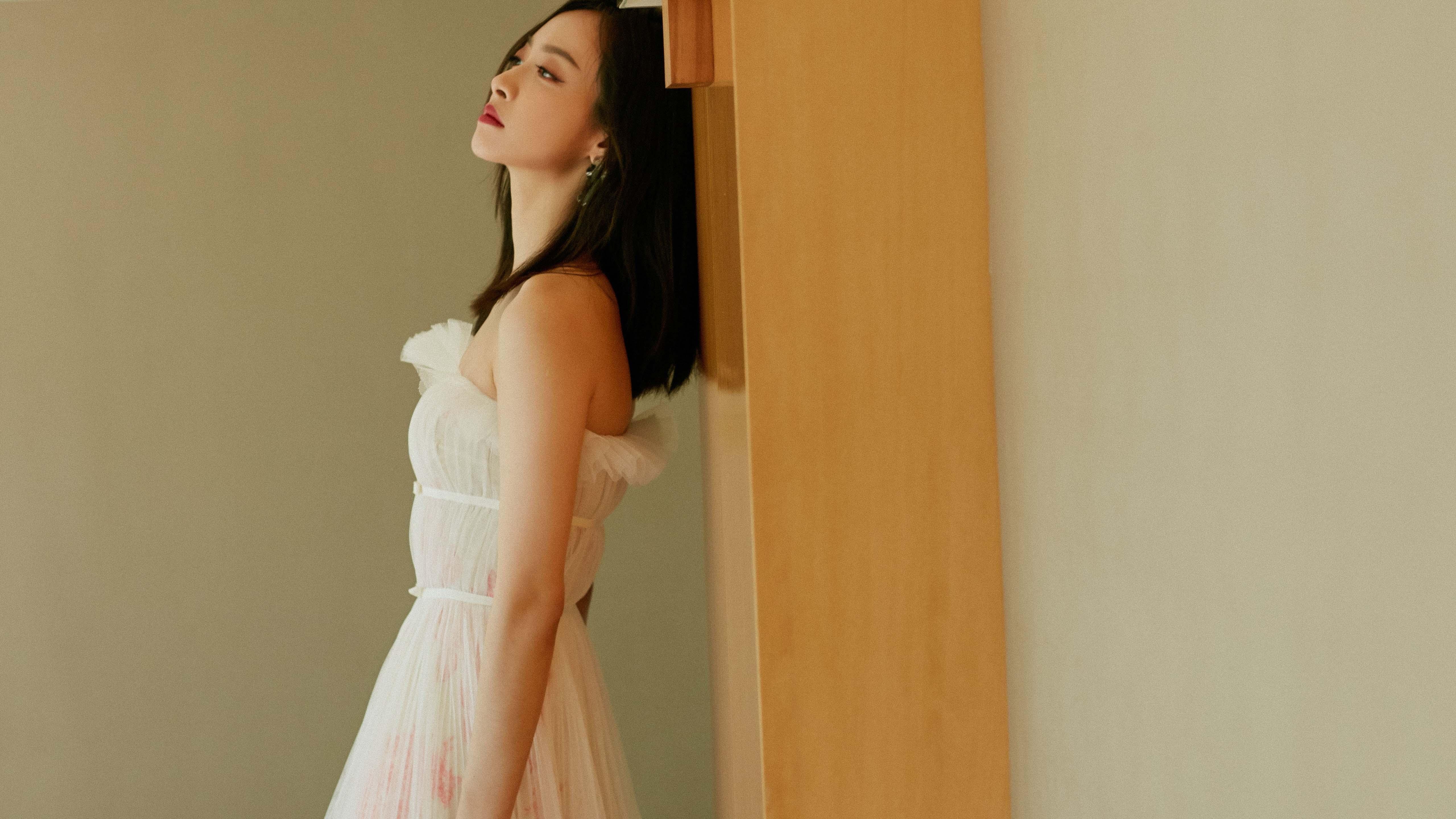 跨界篮球狂欢，魔术队完胜76人，字母哥欧冠决赛独揽乾坤