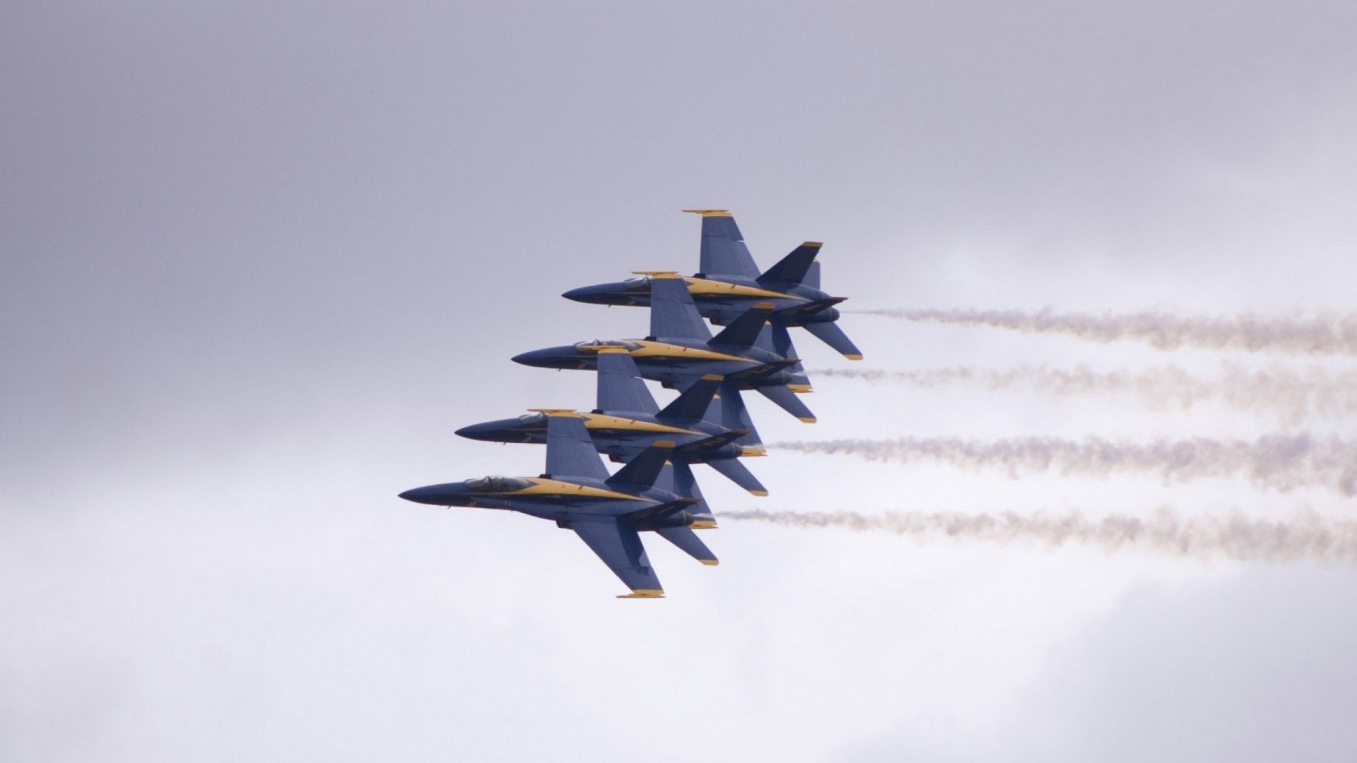 命运三秒，从篮球绝杀到足球接管，东方与西方的压哨交响