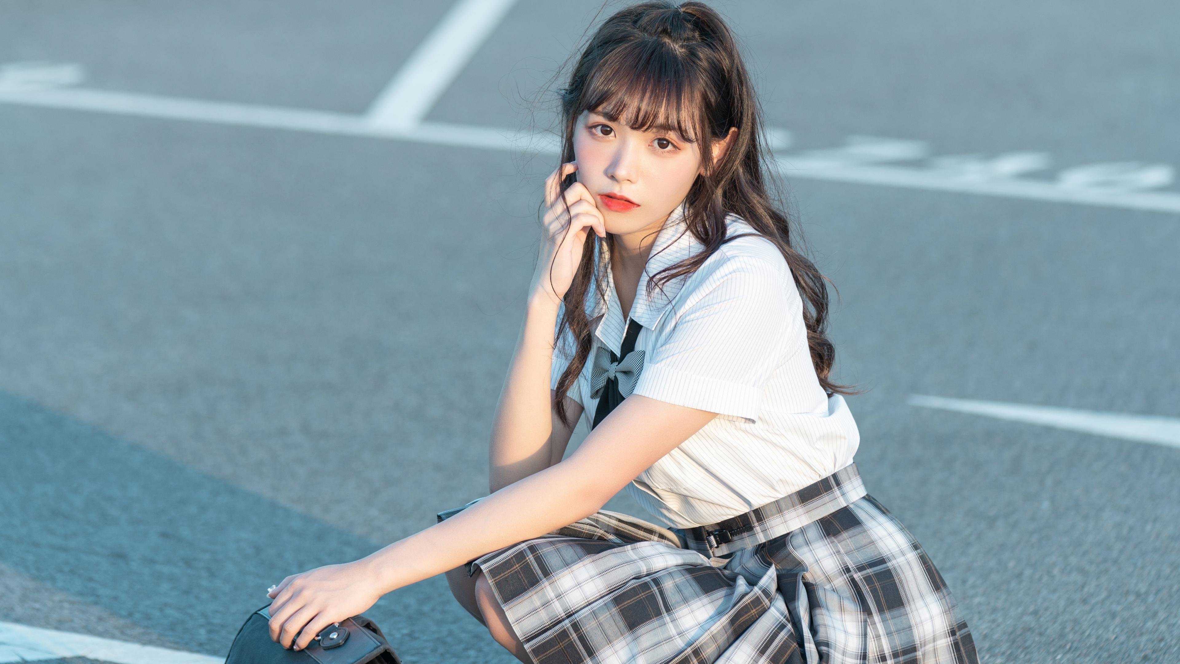 我们先来扩展思维，构思一个能够统摄这些关键词的标题