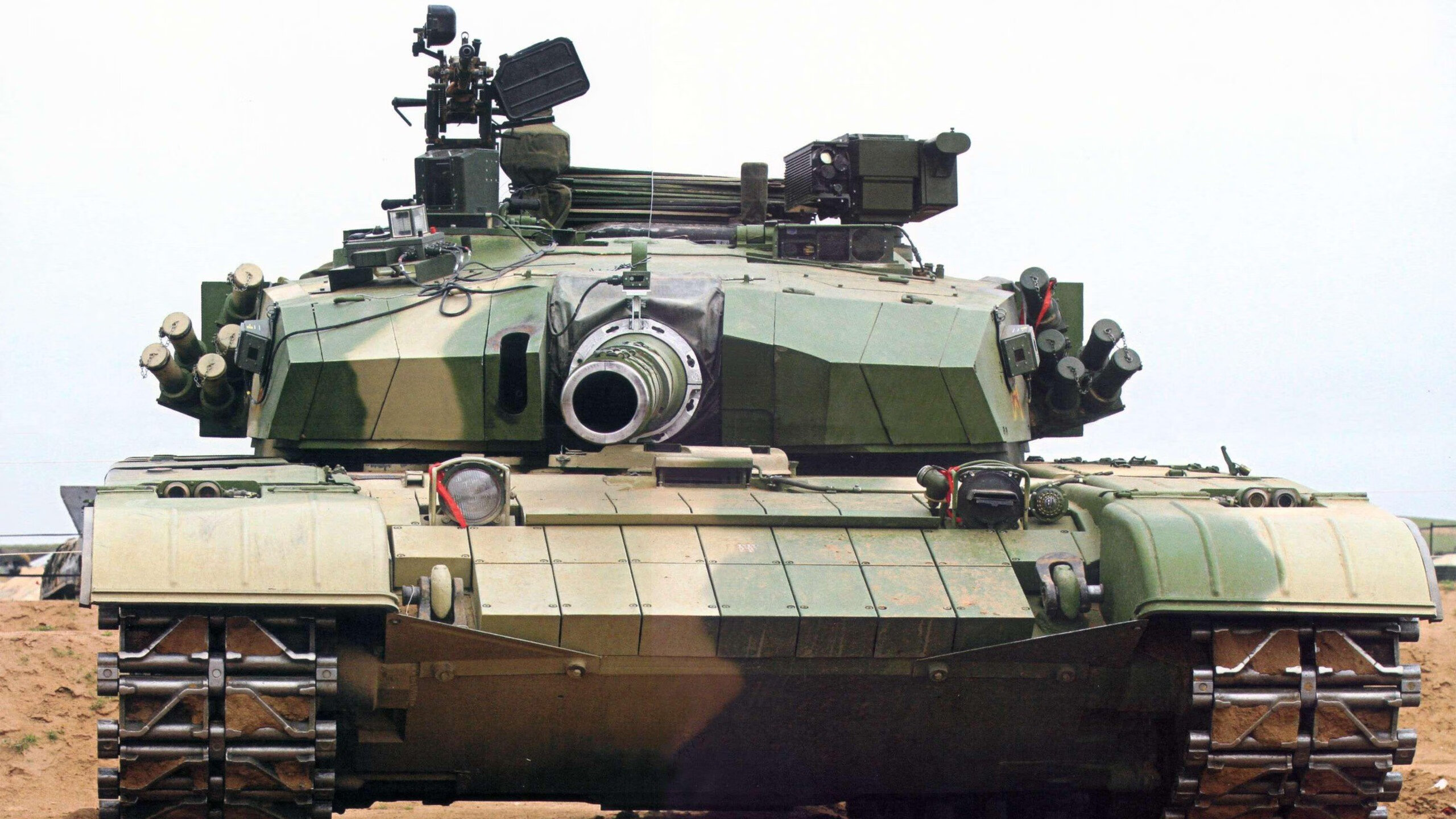 流浪诗人的梦幻独奏,当坎塞洛在布达佩斯的雨夜,为泰国足球写下最疯狂的童话